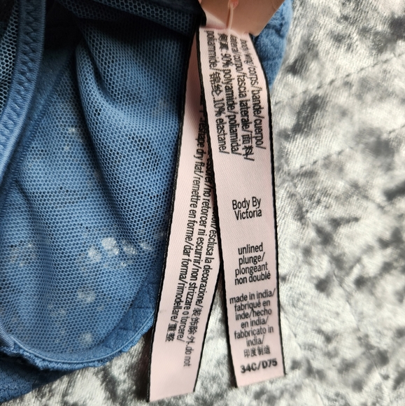 2/$25 Victoria’s Secret unlined racer back bra - Picture 7 of 9